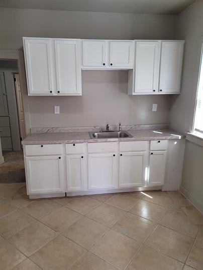 Building Photo - 15758 Wisconsin St