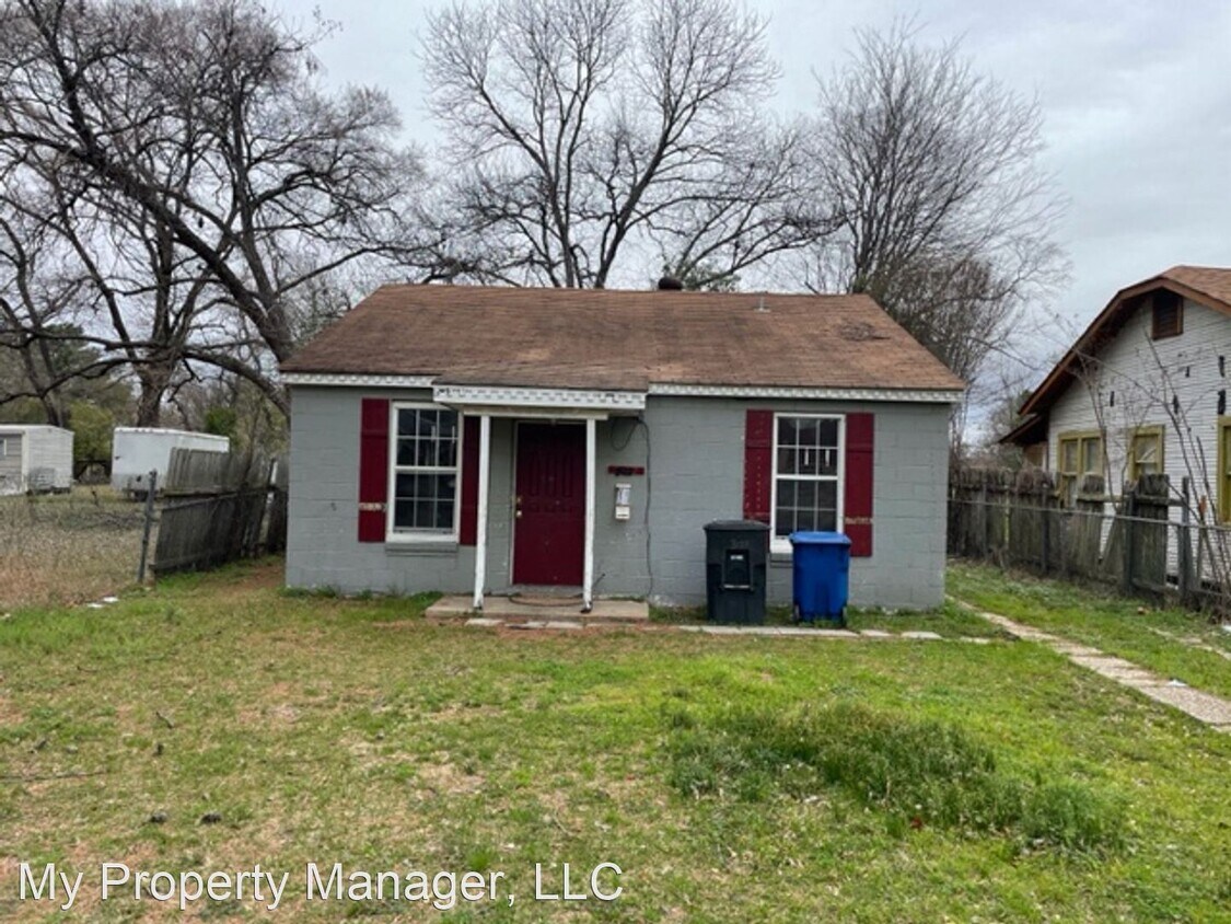 3 br, 1 bath House 3122 W Laurel Street House Rental in Shreveport