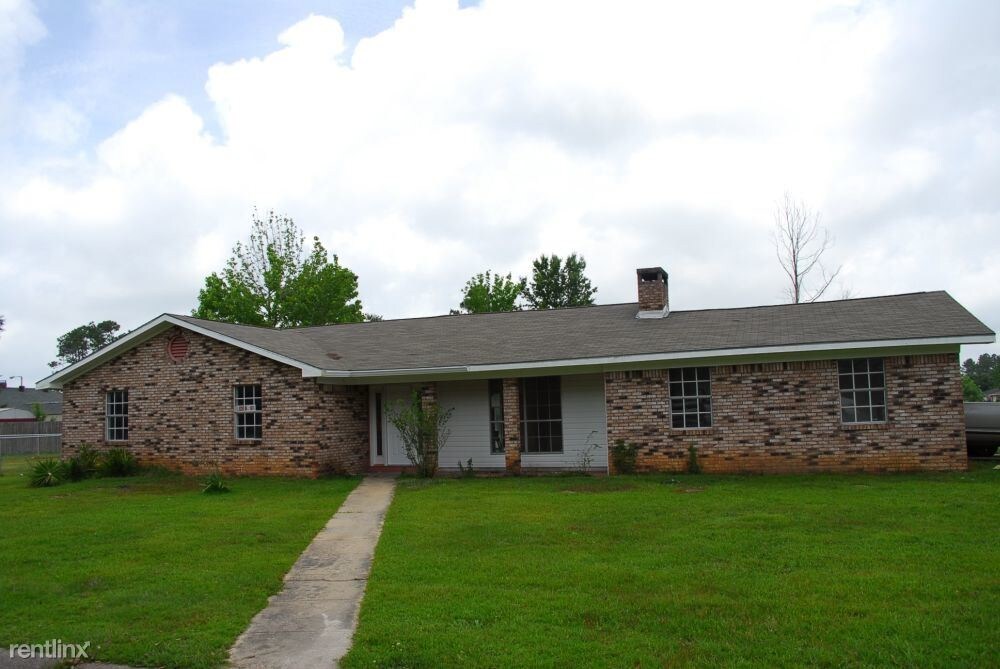 Primary Photo - 3 br, 2 bath House - 2409 E Birch Dr