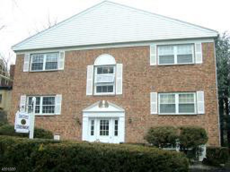 Primary Photo - 48 Elm St