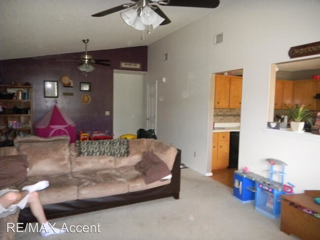 Foto del edificio - 712 Kylie Ln