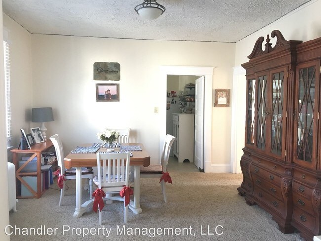 Building Photo - 2 br, 1 bath House - 1116 Bedford Unit #B