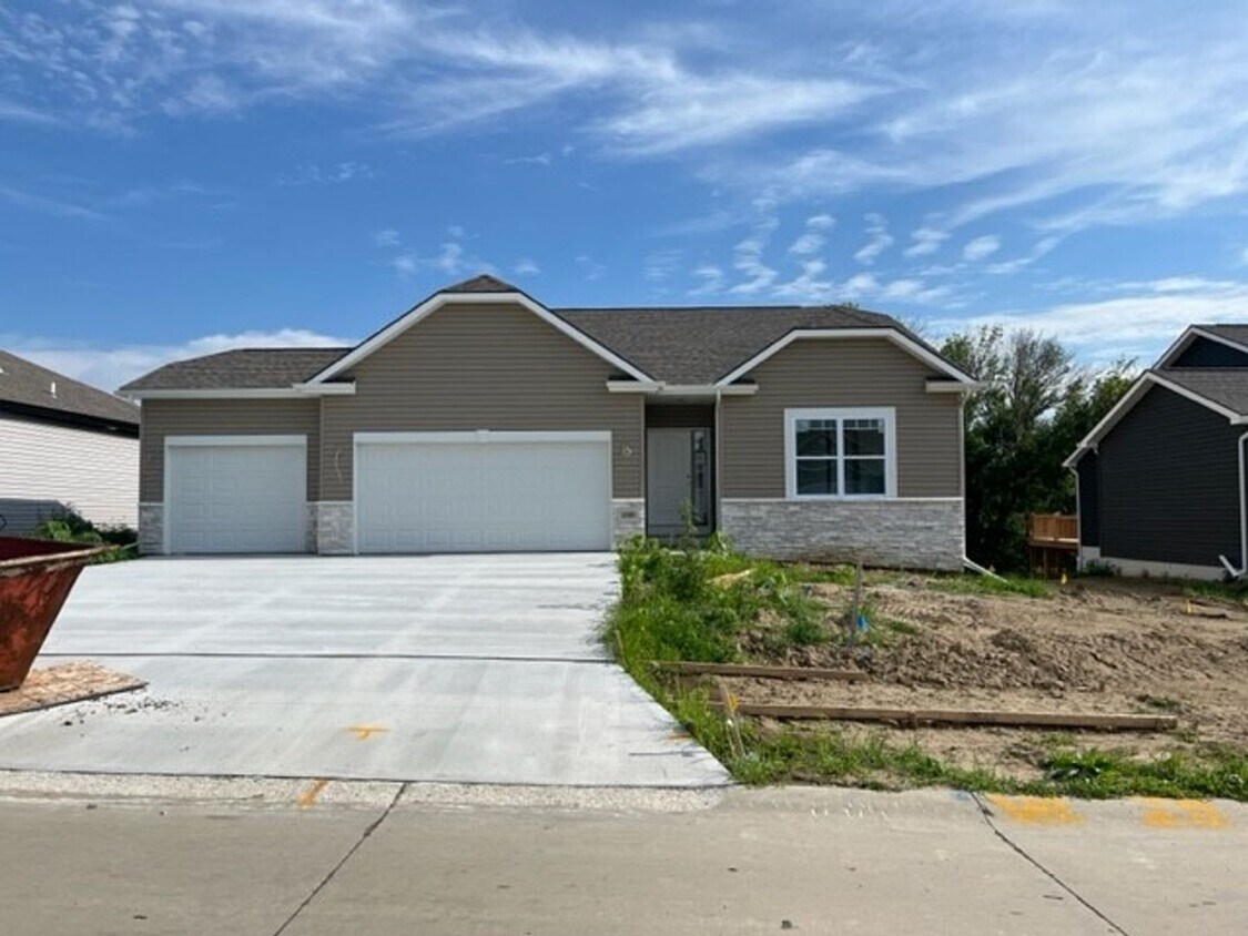Primary Photo - Brand New 3 Bedroom/3 Bathroom Home for Re...