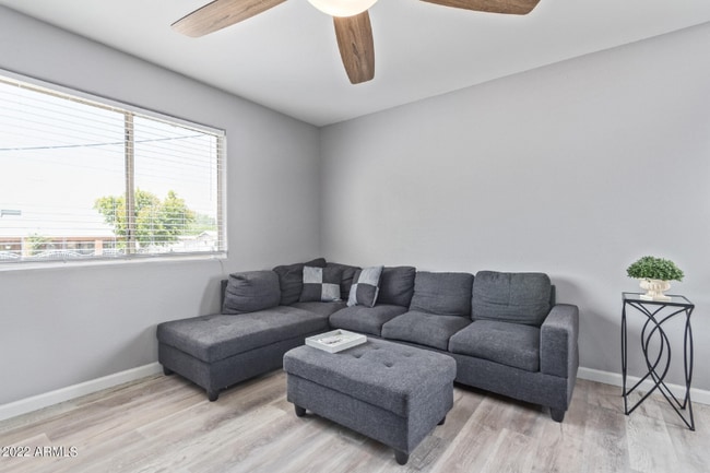 Photo - 2437 E Jones Ave House