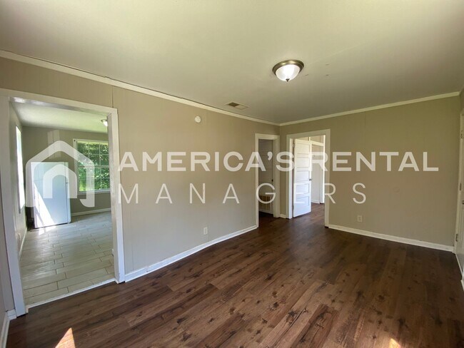 Foto del edificio - 104/105 7th Ave SE