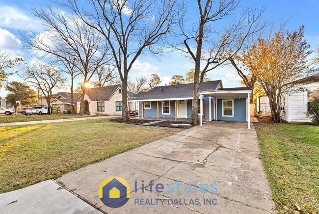 Building Photo - 717 Bonham St