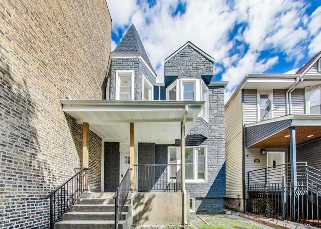 Building Photo - 6605 S Maryland Ave