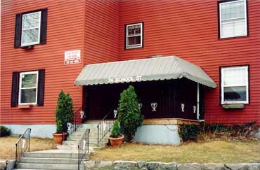 Primary Photo - 74 School St