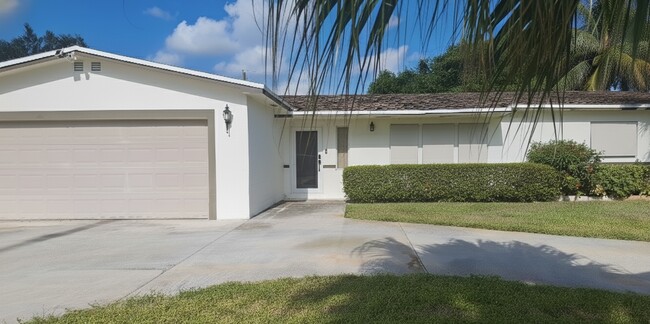 Photo - 10801 NW 23rd Ave House