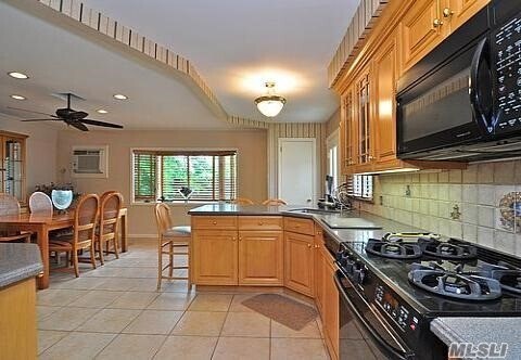 Foto del edificio - 56 Briarcliff Rd