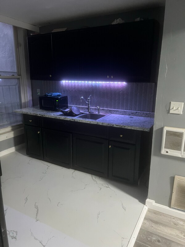 Foto del edificio - 2311 W Lexington St