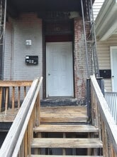 Building Photo - 84 Carson Ave