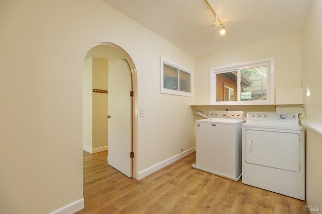 Building Photo - 50 Portola Ln