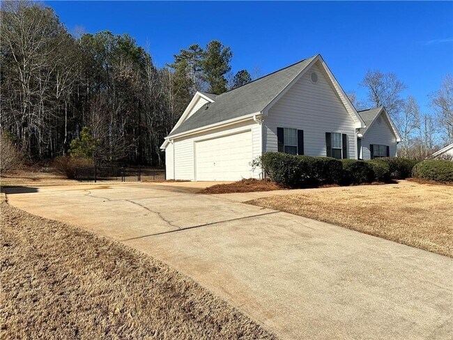 Foto del edificio - 35 Hidden Brook Ln