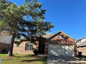 Building Photo - 6415 Stone Landing Ln