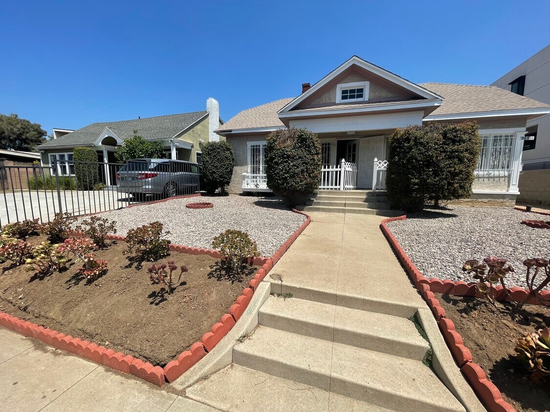 28 Houses for Rent in Silver Lake, CA Westside Rentals