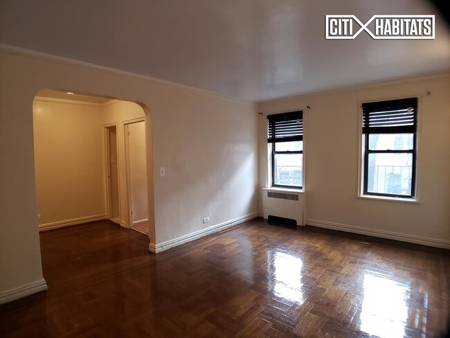 Foto del edificio - 2952 3rd Ave