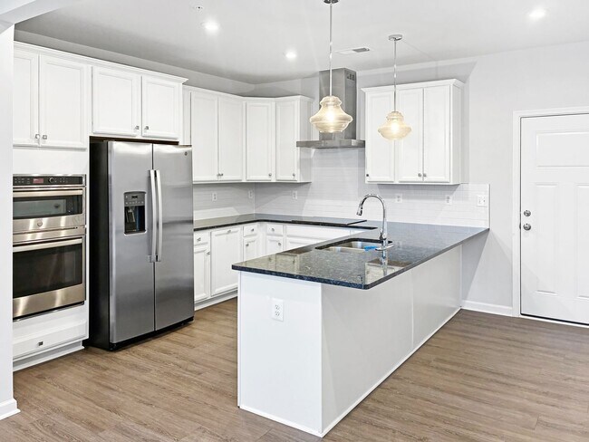 Foto del edificio - Beautiful 2 Bedroom Condo in Glen Allen!