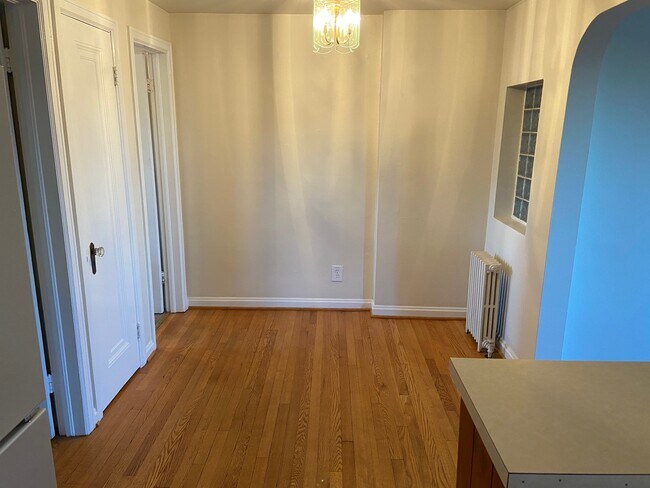 Dining Space - 1 Cypress St
