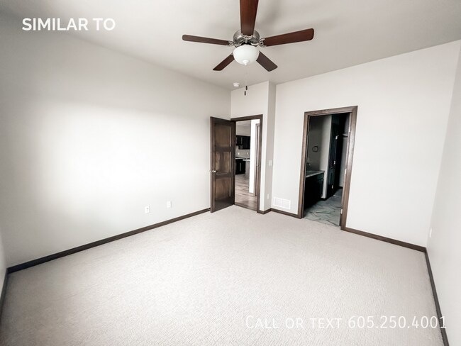 Building Photo - Stunning 3-Bedroom Townhome in Western Sio...