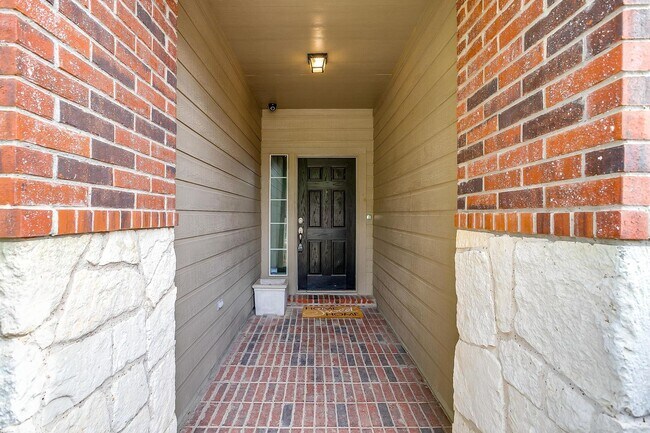 Foto del edificio - Open Floorplan with 3 Bed, 2 Bath Home on ...