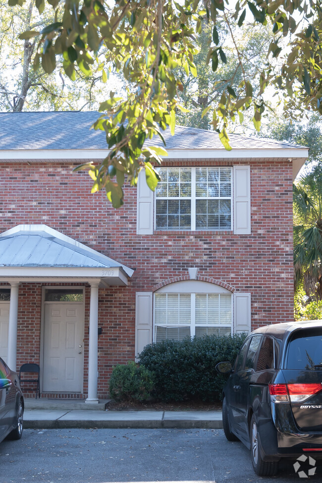 Building Photo - 3709 Ivy Green Trail