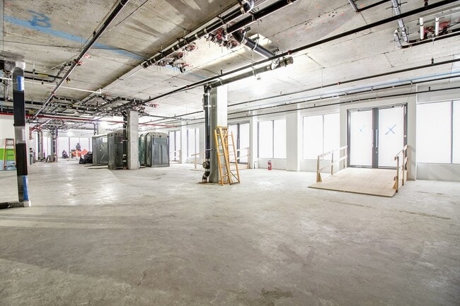 Building Photo - 608 Franklin Ave