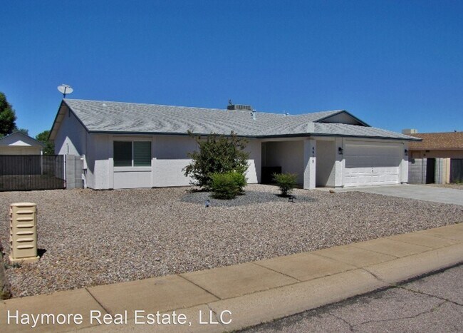 Building Photo - 3 br, 2 bath House - 4915 Loma Loop