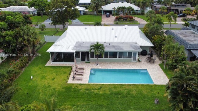 Foto del edificio - 3324 Lakeview Blvd