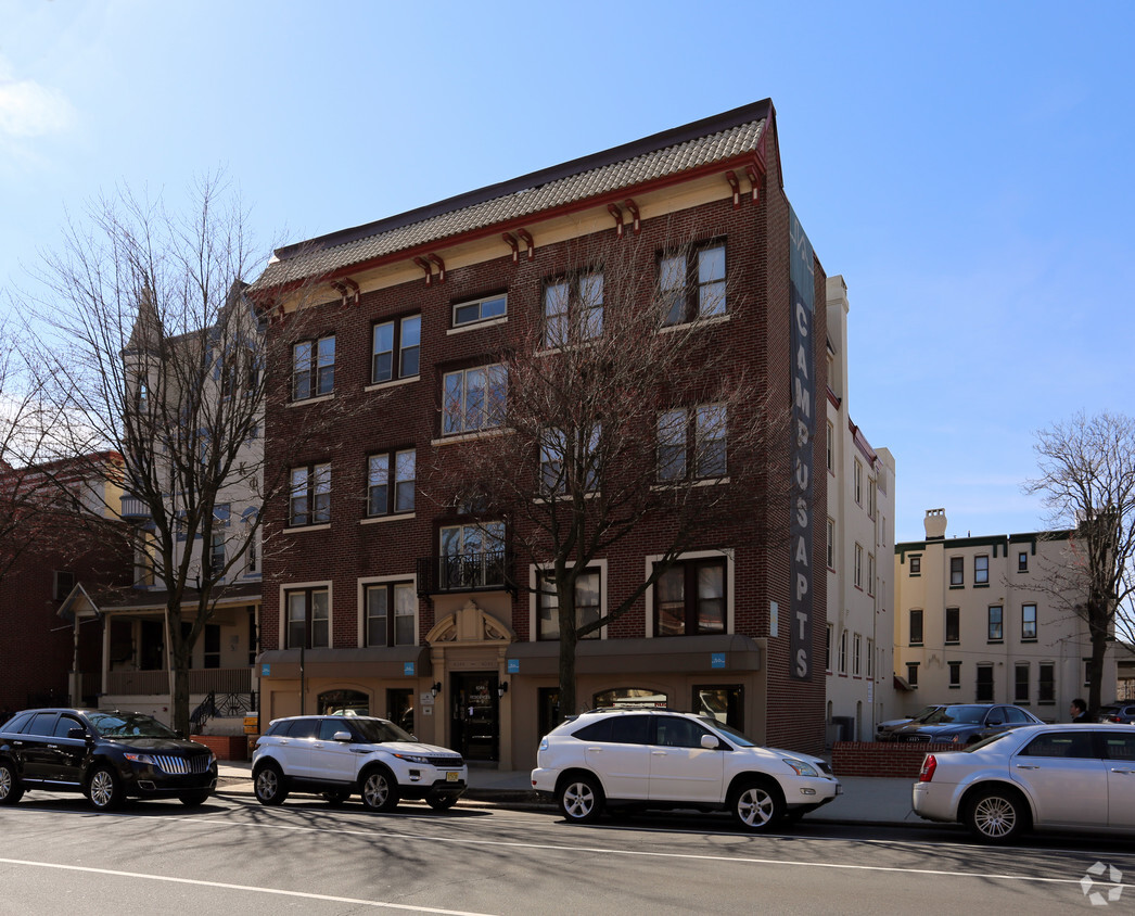 Foto principal - 4044-4050 Walnut St