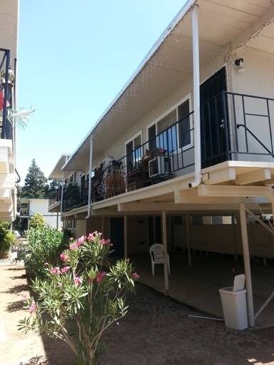 Building Photo - 1469 Marclair Dr