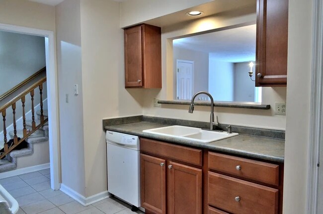 Foto del edificio - 10508 Raven Ct