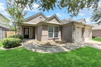 Building Photo - 13021 Castlewind Ln
