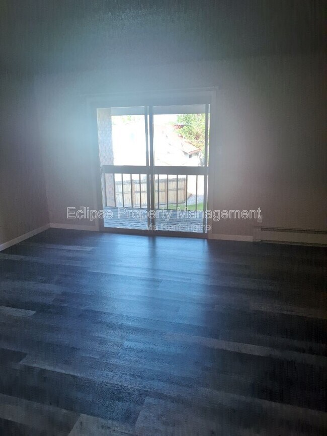 Foto del edificio - 522 Bell Ct