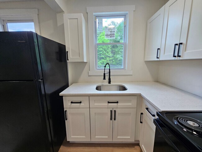 Foto del edificio - Newly updated 2 bedroom apartment for rent!