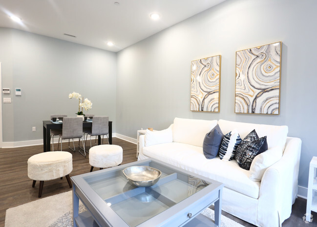 Interior Photo - 6610 at Pelham Place