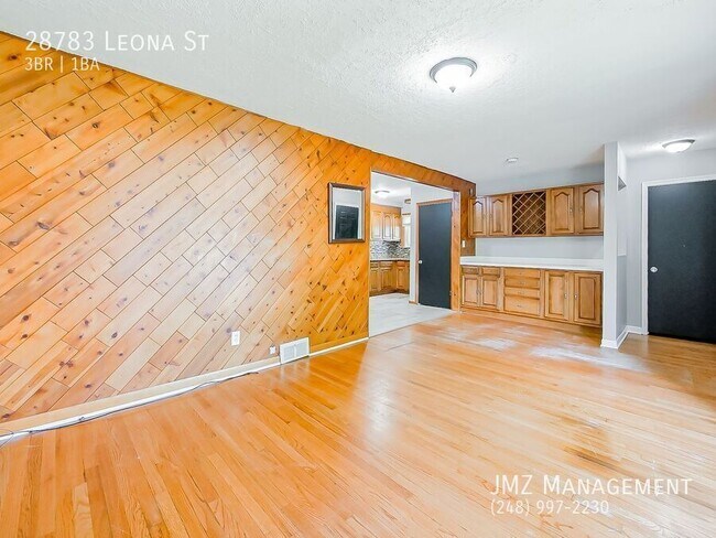 Foto del edificio - 28783 Leona St