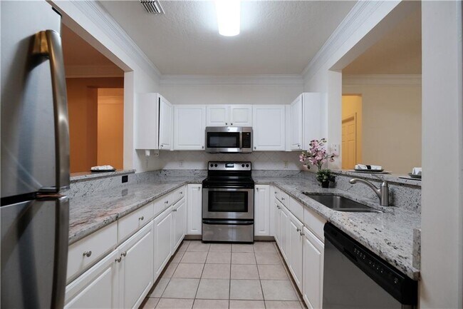 Foto del edificio - 4007 Westchester Ridge NE