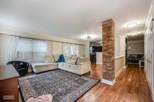 Building Photo - 21512 Loch Ln