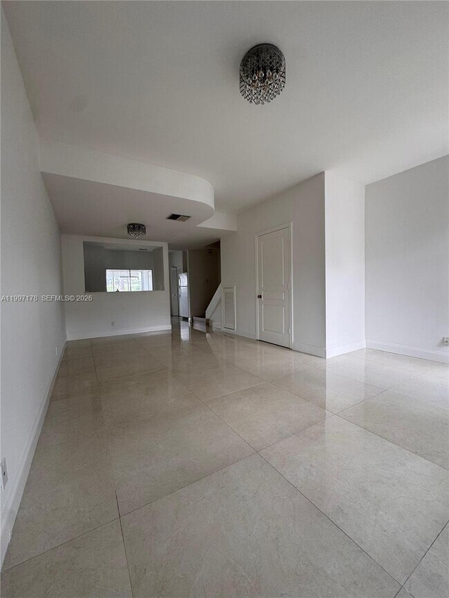 Foto del edificio - 16747 Hemingway Dr