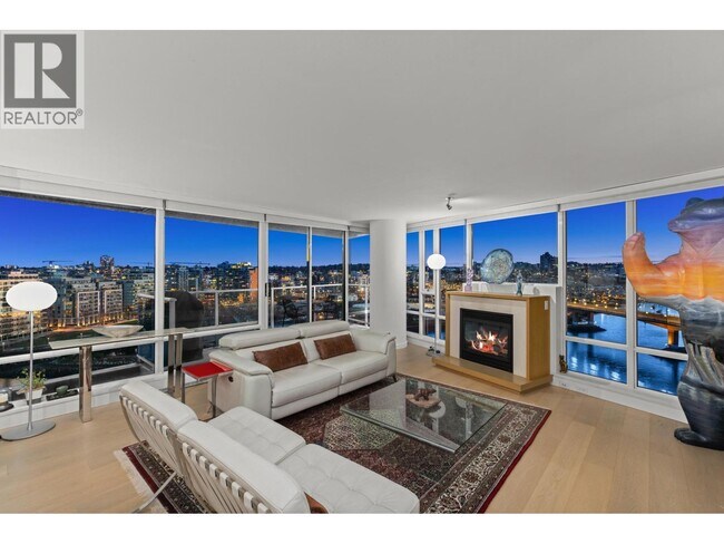 Photo du bâtiment - 8 Smithe Mews