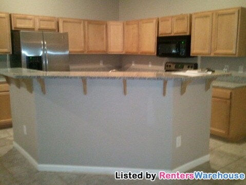 Building Photo - 2582 E Magnolia Dr