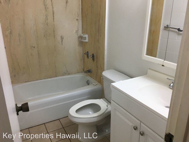 Building Photo - 721 Alder St