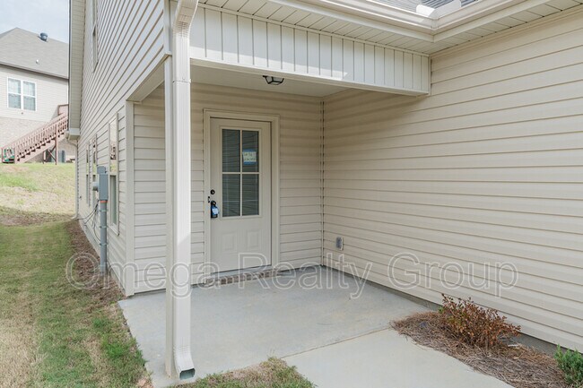 Building Photo - 65 Deer Creek Dr