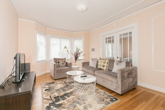 Building Photo - 3434 California St