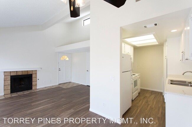 Building Photo - 1141 N Escondido Blvd