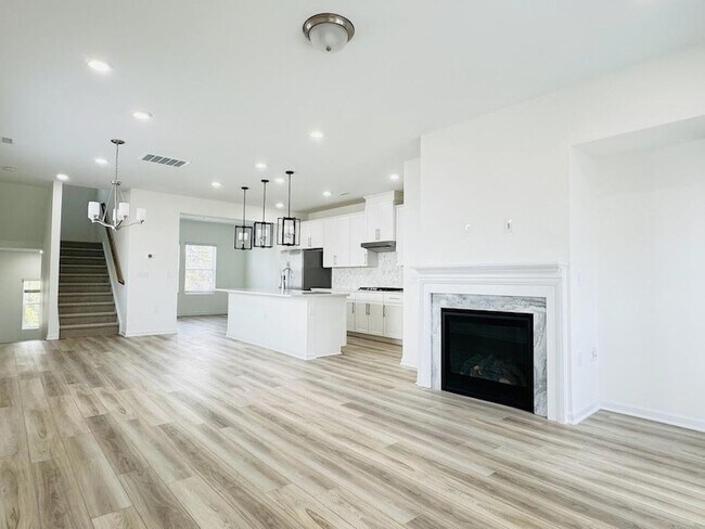 Building Photo - 428 Sustainable Wy