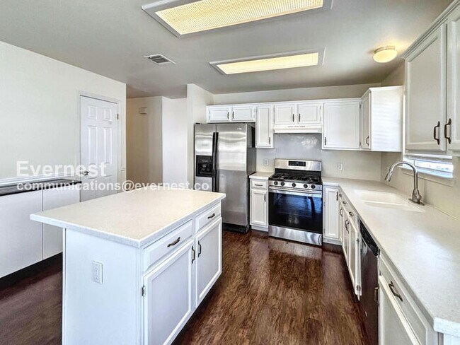 Foto del edificio - 1502 Sundance Dr