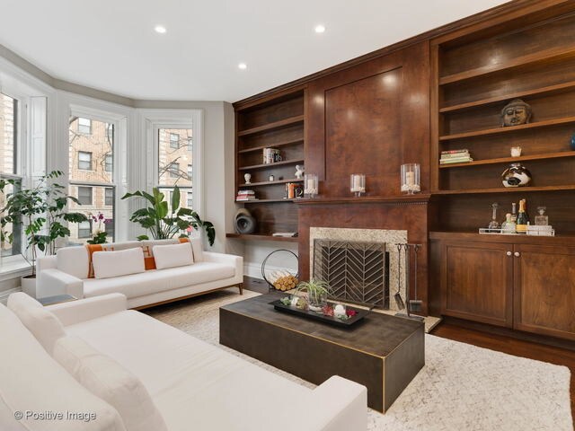 Foto del edificio - 2241 N Cleveland Ave