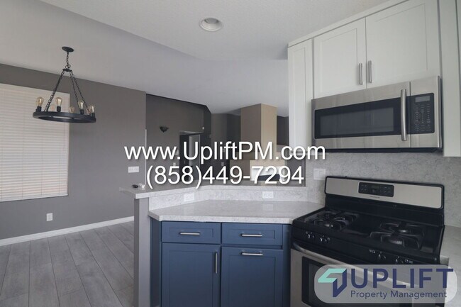 Foto del edificio - 1337 Serena Cir